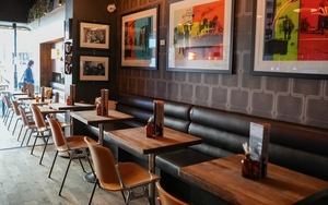 2025 12 01 Café Tabac Inside