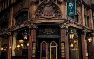 20260922 Confidential Guides Mr Thomass Chop House Copy 800X600