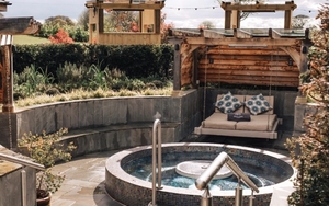 2025 04 21 Manor House Thumbnail